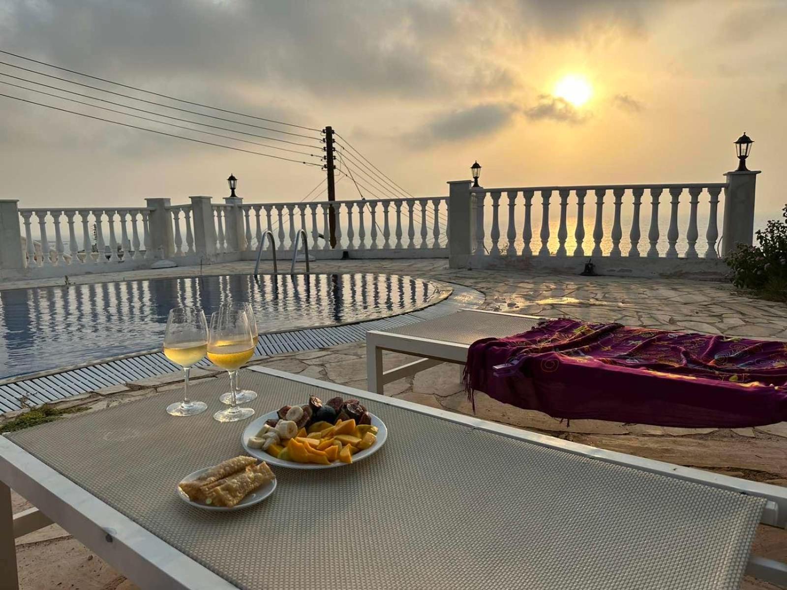 Seaclusion Vacation Villa Pomos Ngoại thất bức ảnh